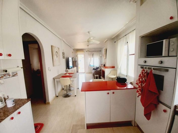 Image No.26-3 Bed Townhouse for sale