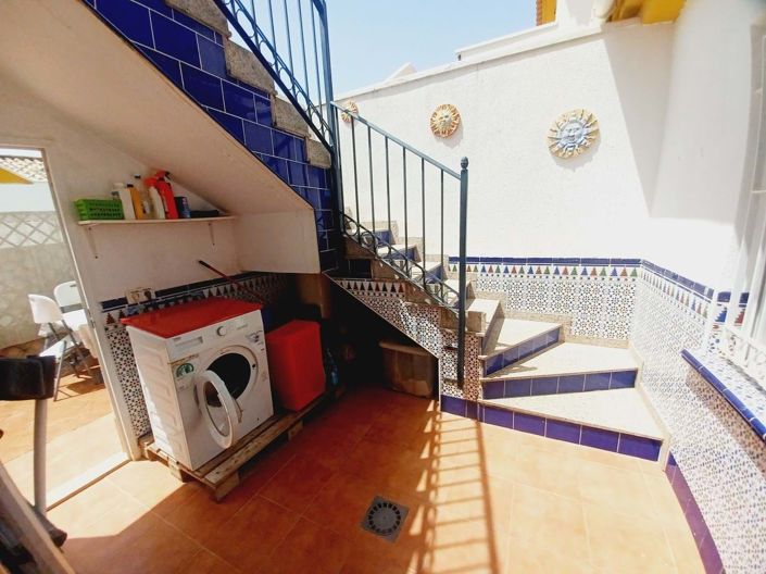 Image No.29-3 Bed Townhouse for sale