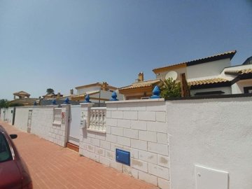 1447-642486-78d1f4f8b6655591b02d22fabb36a692d