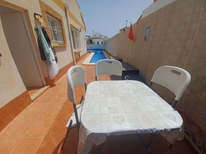 Image No.9-3 Bed Townhouse for sale