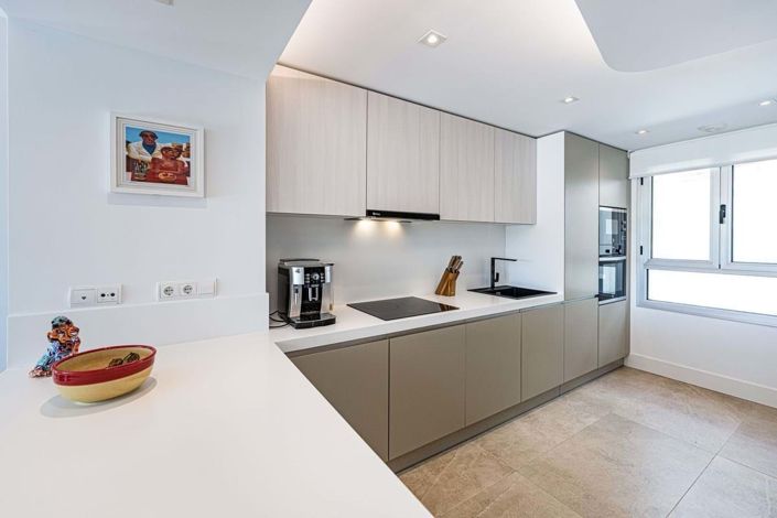 Image No.11-3 Bed Townhouse for sale