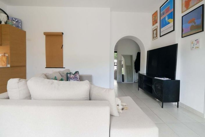 Image No.21-3 Bed Apartment for sale