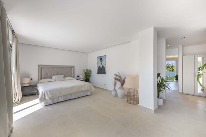 Image No.14-5 Bed Villa for sale