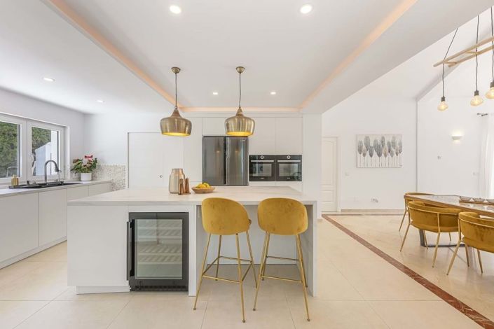 Image No.5-5 Bed Villa for sale