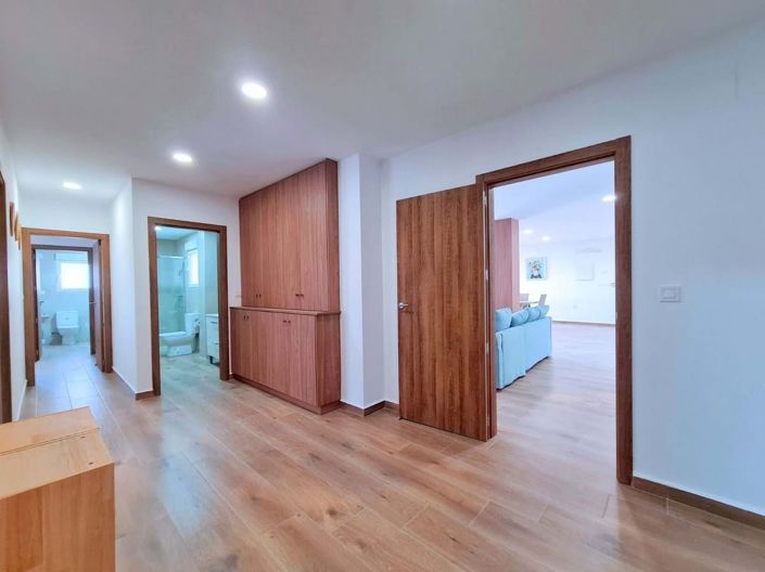 Image No.21-4 Bed Villa for sale