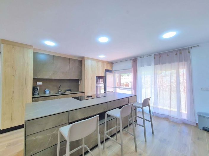 Image No.7-4 Bed Villa for sale