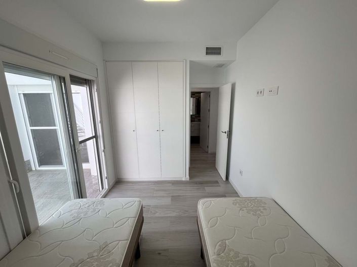 Image No.17-3 Bed Villa for sale