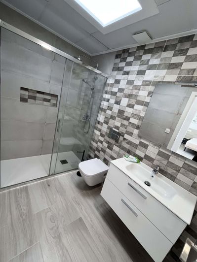 Image No.18-3 Bed Villa for sale