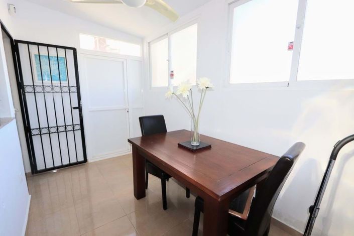 Image No.12-3 Bed Villa for sale