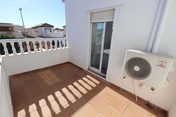 Image No.19-3 Bed Villa for sale