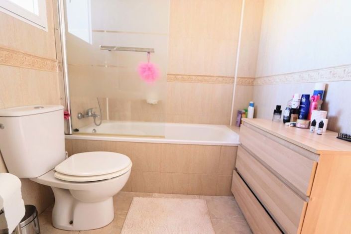 Image No.24-3 Bed Villa for sale