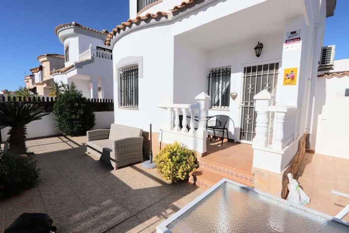 Image No.28-3 Bed Villa for sale