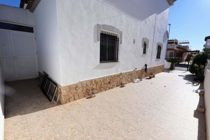 Image No.30-3 Bed Villa for sale