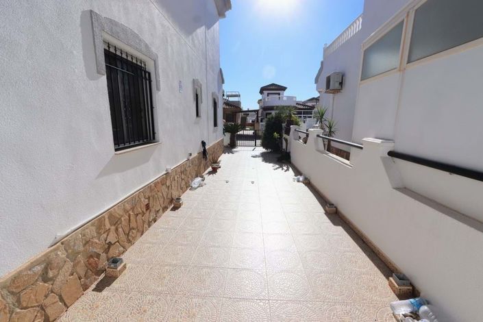 Image No.31-3 Bed Villa for sale