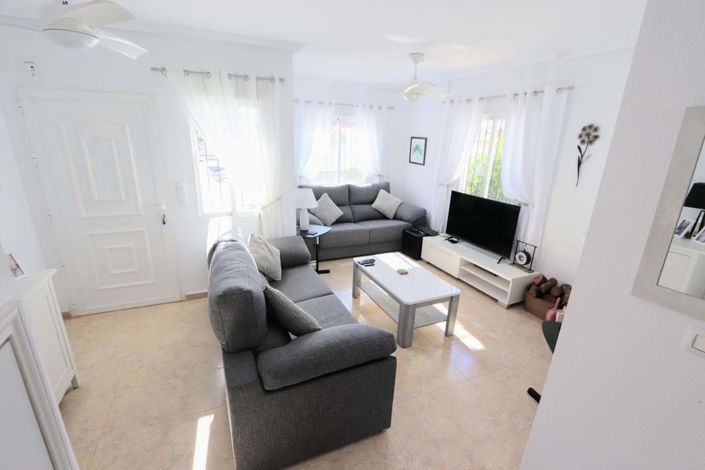 Image No.4-3 Bed Villa for sale