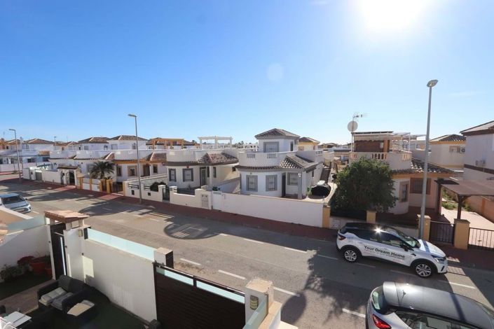 Image No.40-3 Bed Villa for sale