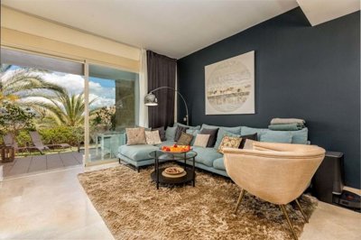 1447-645780-78d1f4f8b6655591b02d22fabb36a692d