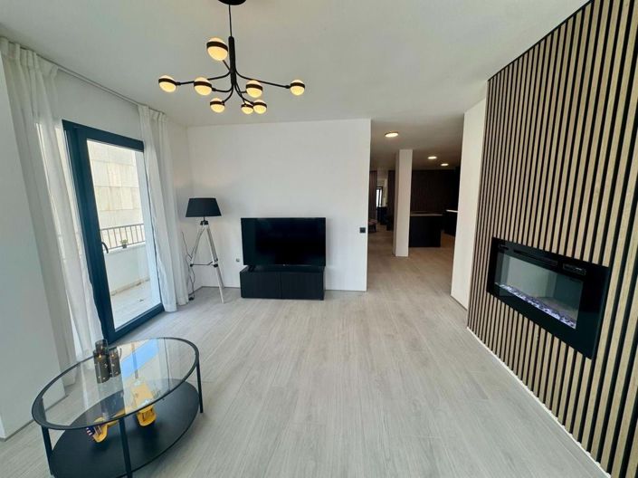 Image No.15-3 Bed Penthouse for sale