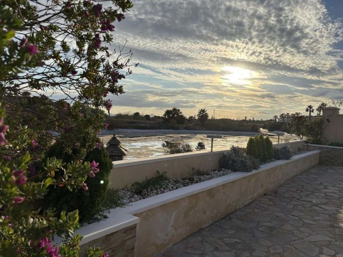 Image No.31-3 Bed Villa for sale