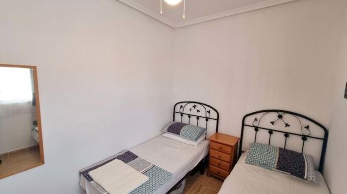 Image No.21-4 Bed Townhouse for sale