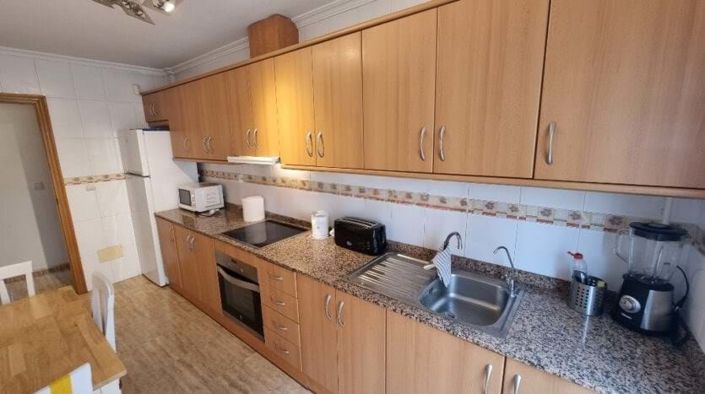 Image No.7-4 Bed Townhouse for sale