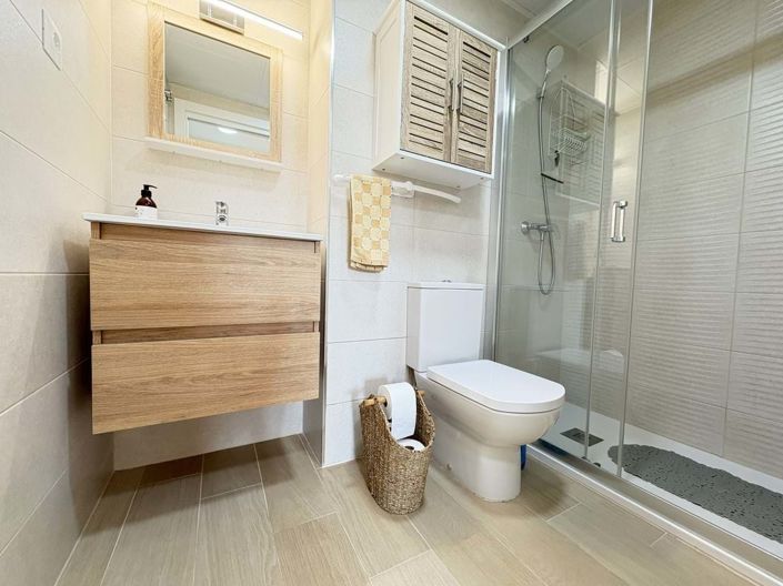 Image No.22-2 Bed Apartment for sale