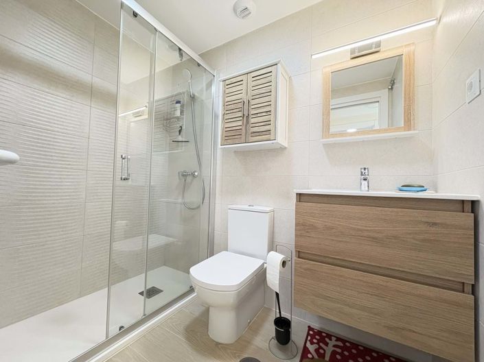 Image No.24-2 Bed Apartment for sale