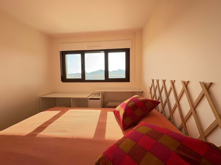 Image No.28-2 Bed Apartment for sale