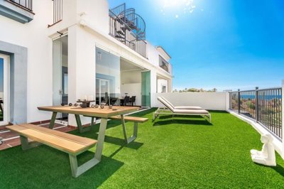 3 Bed Apartment for sale