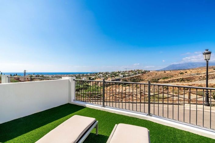 Image No.9-3 Bed Apartment for sale