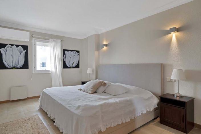 Image No.22-2 Bed Apartment for sale