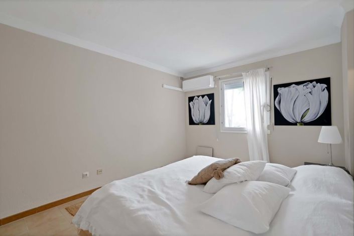 Image No.24-2 Bed Apartment for sale