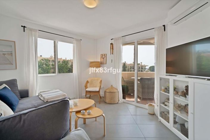 Image No.8-2 Bed Apartment for sale