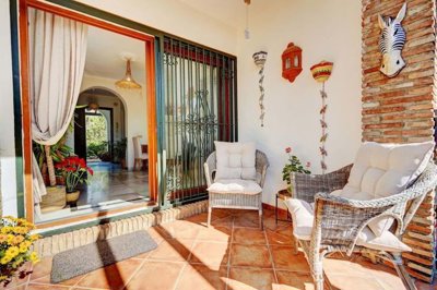 1447-645595-78d1f4f8b6655591b02d22fabb36a692d