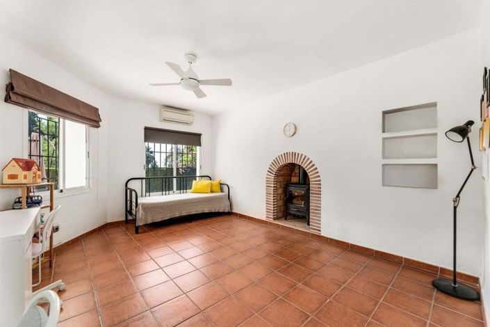 Image No.26-3 Bed Villa for sale