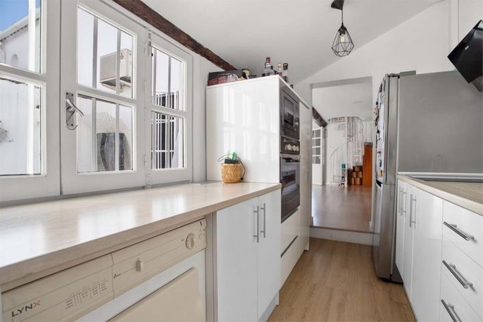 Image No.25-2 Bed Townhouse for sale