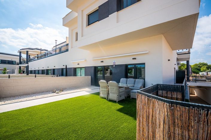 Image No.17-2 Bed Apartment for sale