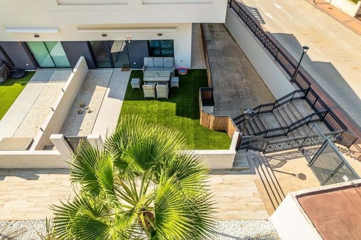 Image No.5-2 Bed Apartment for sale