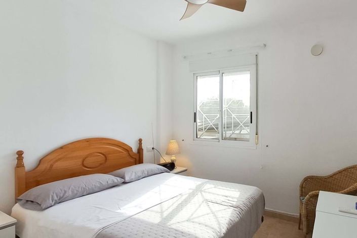 Image No.18-2 Bed Bungalow for sale