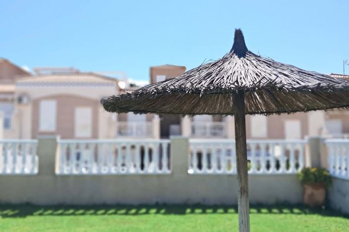 Image No.25-2 Bed Bungalow for sale