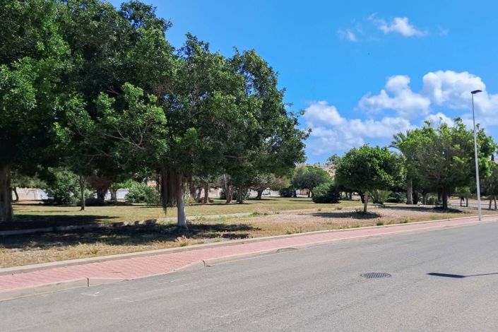 Image No.26-2 Bed Bungalow for sale