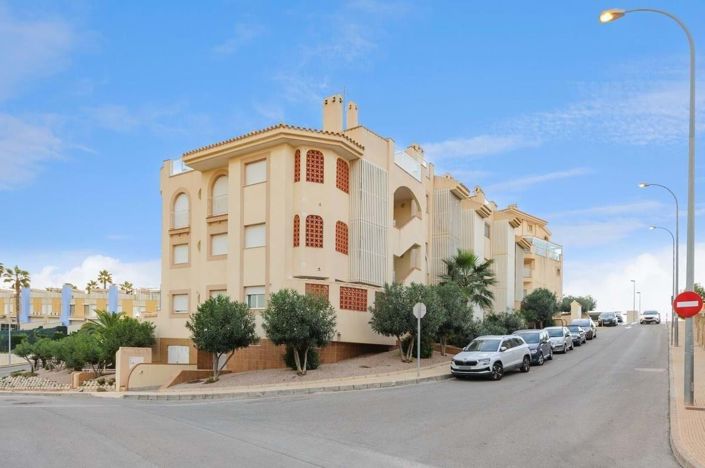 Image No.26-3 Bed Apartment for sale