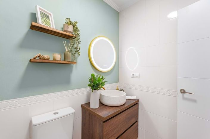 Image No.13-2 Bed Townhouse for sale