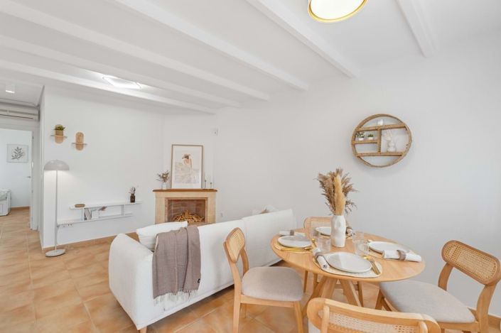 Image No.25-2 Bed Townhouse for sale