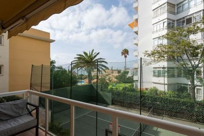 1447-645781-78d1f4f8b6655591b02d22fabb36a692d