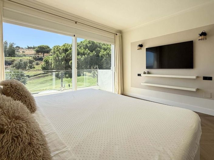 Image No.34-3 Bed Villa for sale