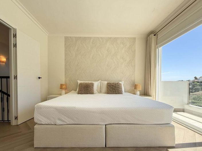 Image No.36-3 Bed Villa for sale