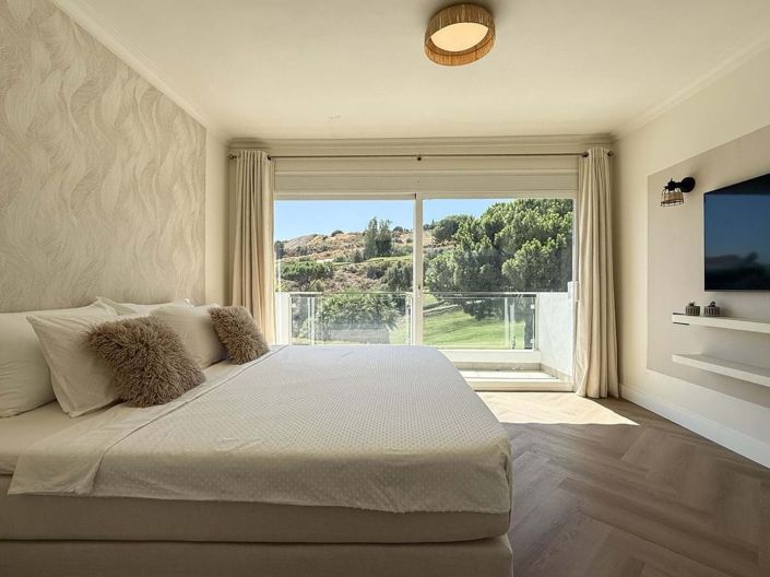 Image No.38-3 Bed Villa for sale