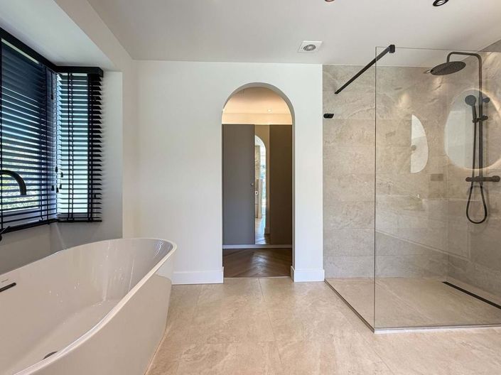 Image No.44-3 Bed Villa for sale