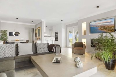 1447-645575-78d1f4f8b6655591b02d22fabb36a692d